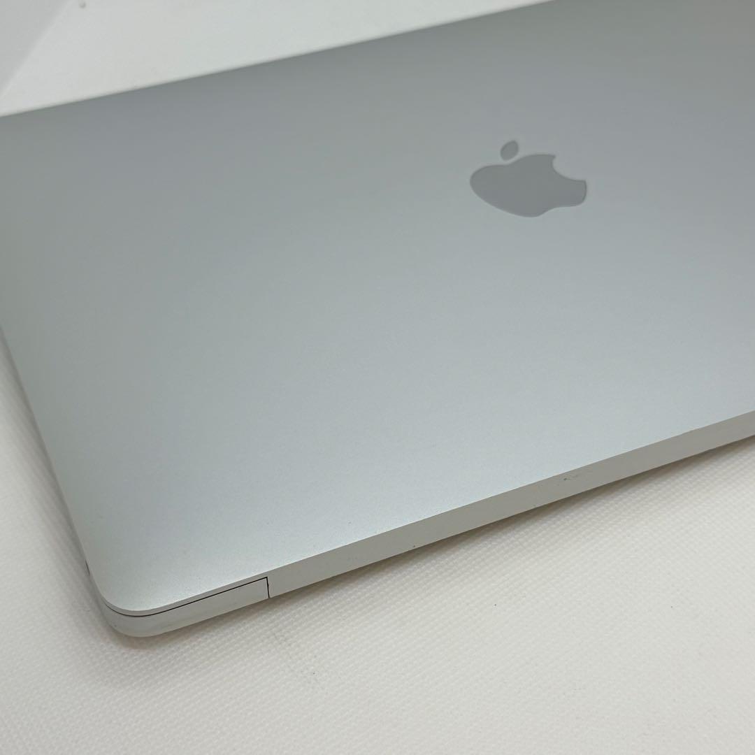 MacBook本体 MacBook Air M1 (A2337)16GB / 256GB