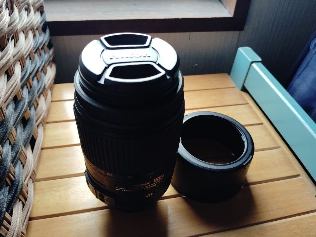 nikon DX　レンズ　AF-S 55-300 4.5 5.6G ED VR