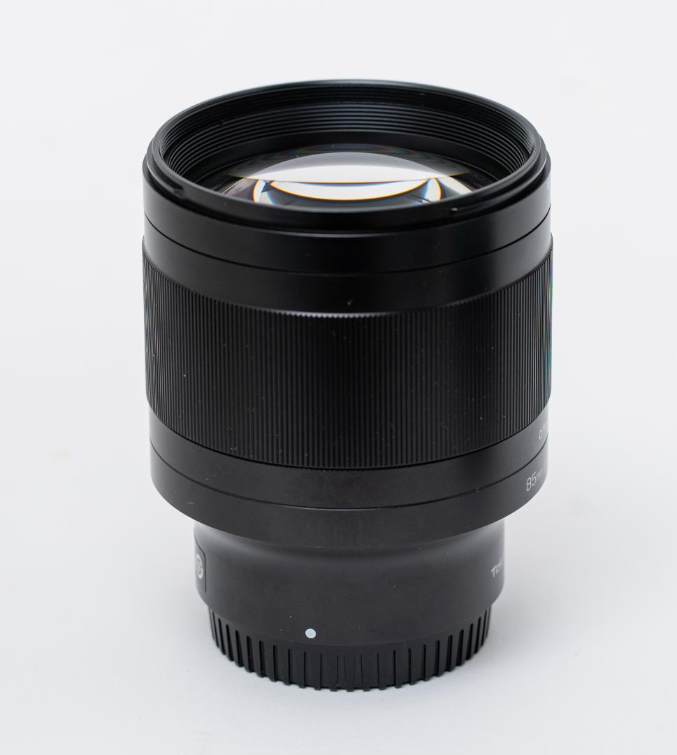 Tokina atx-m 85mm F1.8 FE レンズ