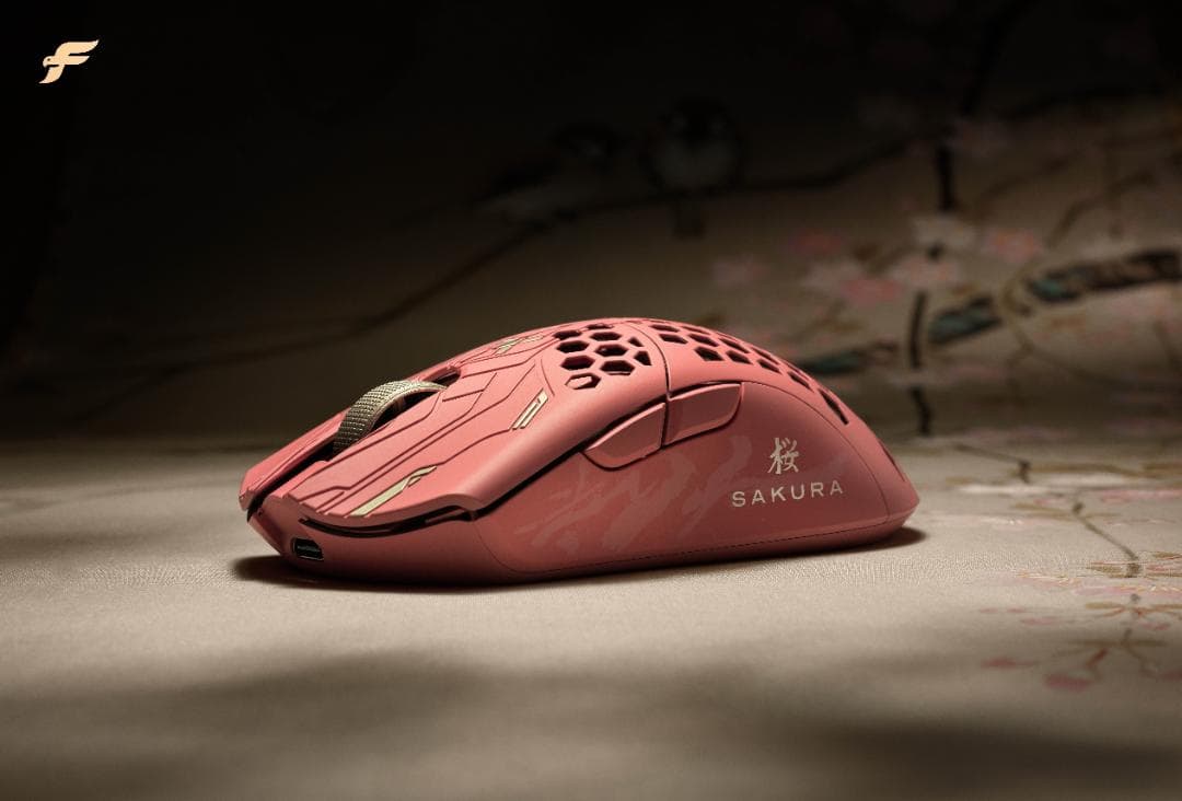 Finalmouse ULX Sakura Ｍsize 新品未開封 即日配送