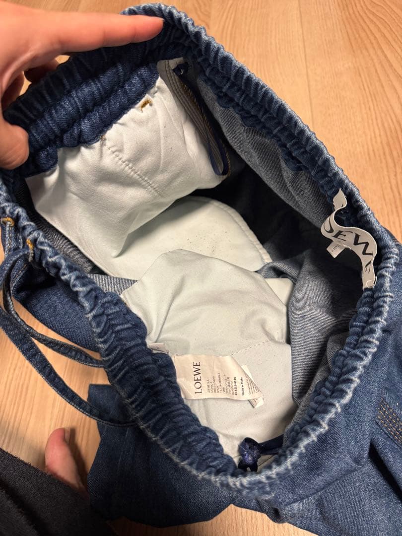 ロエベ アナグラム ジーンズ