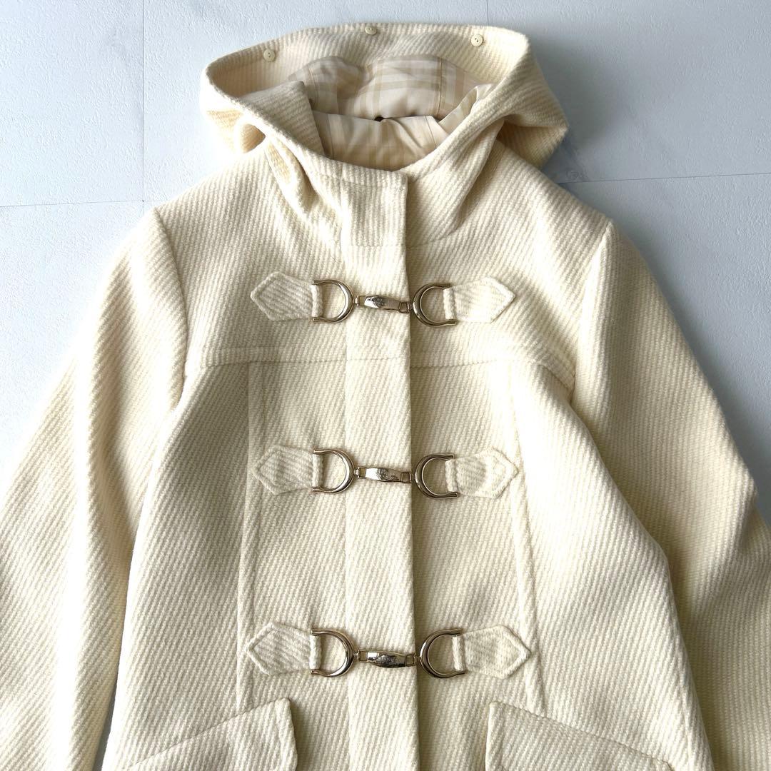 バーバリーブルーレーベル　ダッフルコート　金具付き　40