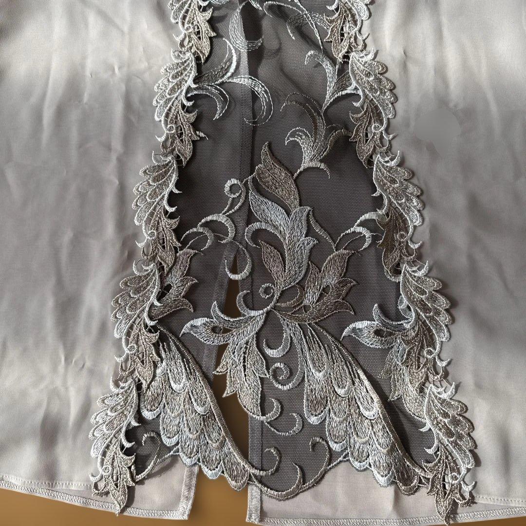 サルート　刺繍入りセクシースリップ M80cm丈