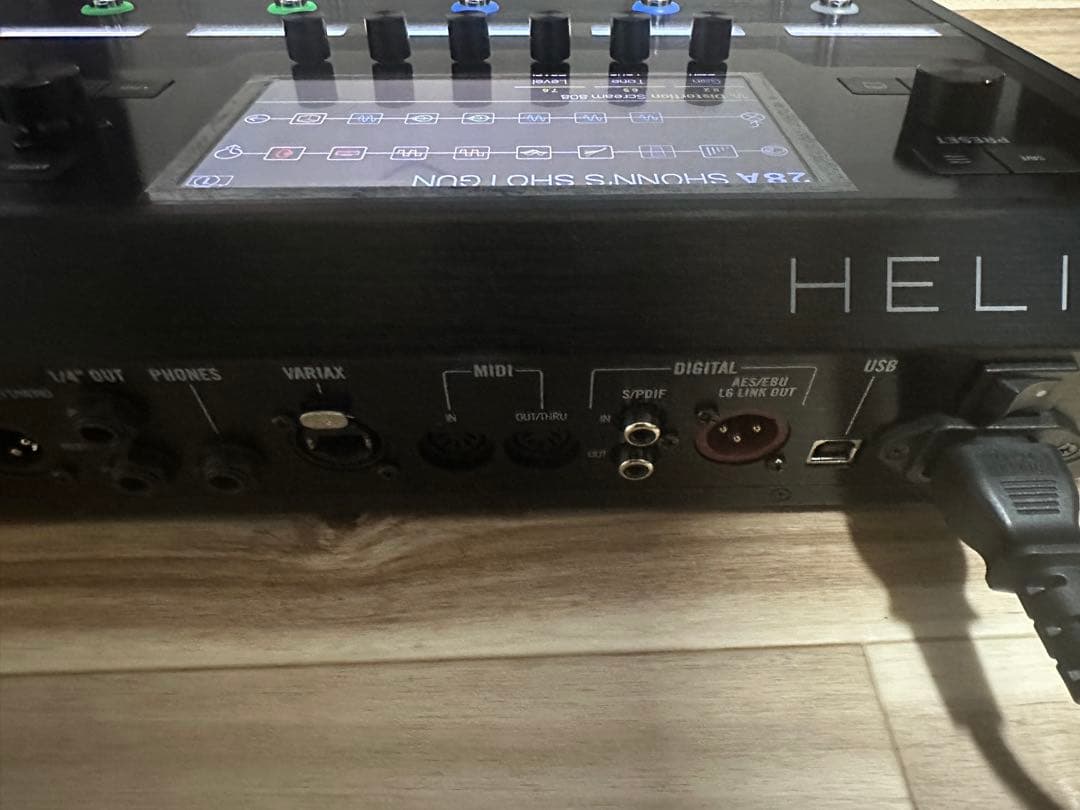 ★最終値下　美品 Line6 Helix Floor マルチエフェクター