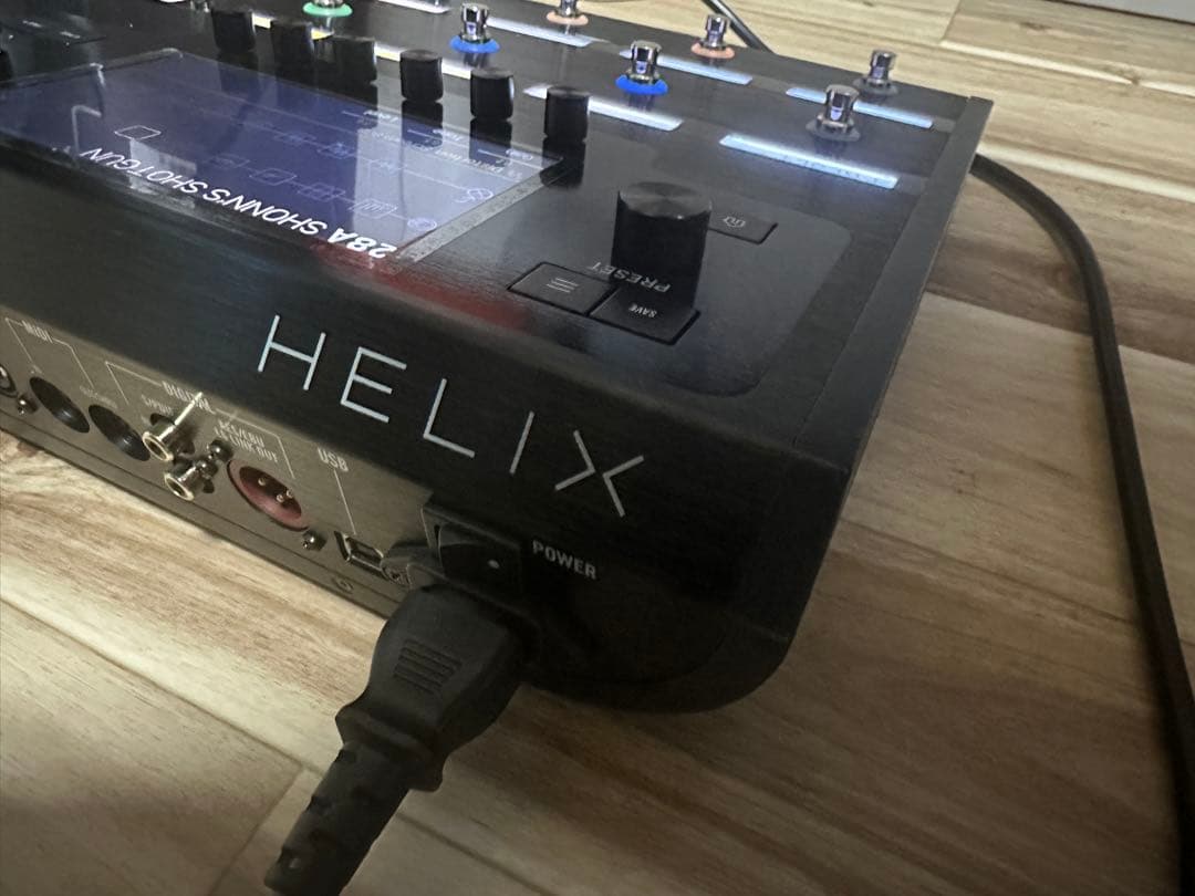 ★最終値下　美品 Line6 Helix Floor マルチエフェクター