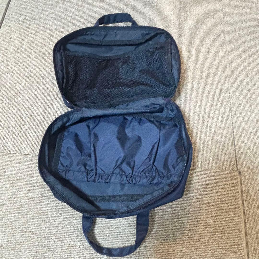 【新品未使用品】ファミリア　ポーチ