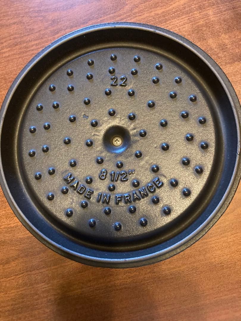 ストウブ鍋　美品