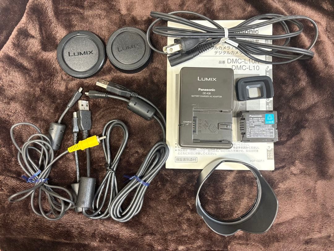 LUMIX DMC-L10レンズキット　中古美品　値下げしました！