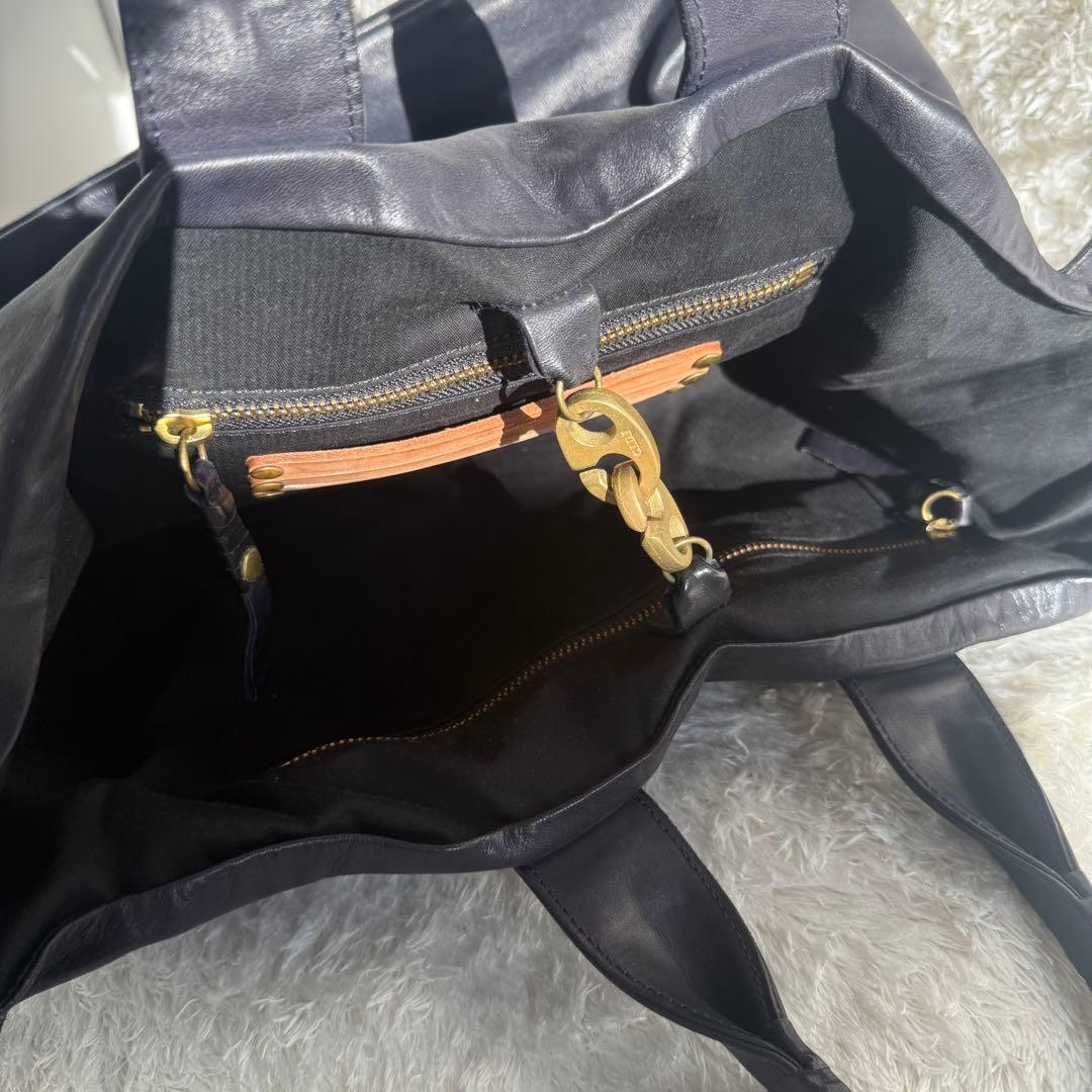 コーネリアンタウラス トートバッグ レザー メンズ ショルダーバッグ