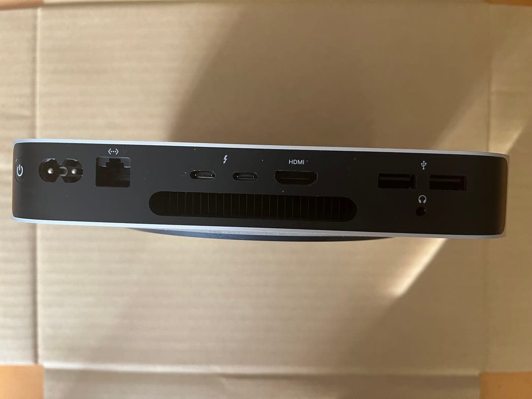 Apple Mac mini 2023 シルバー