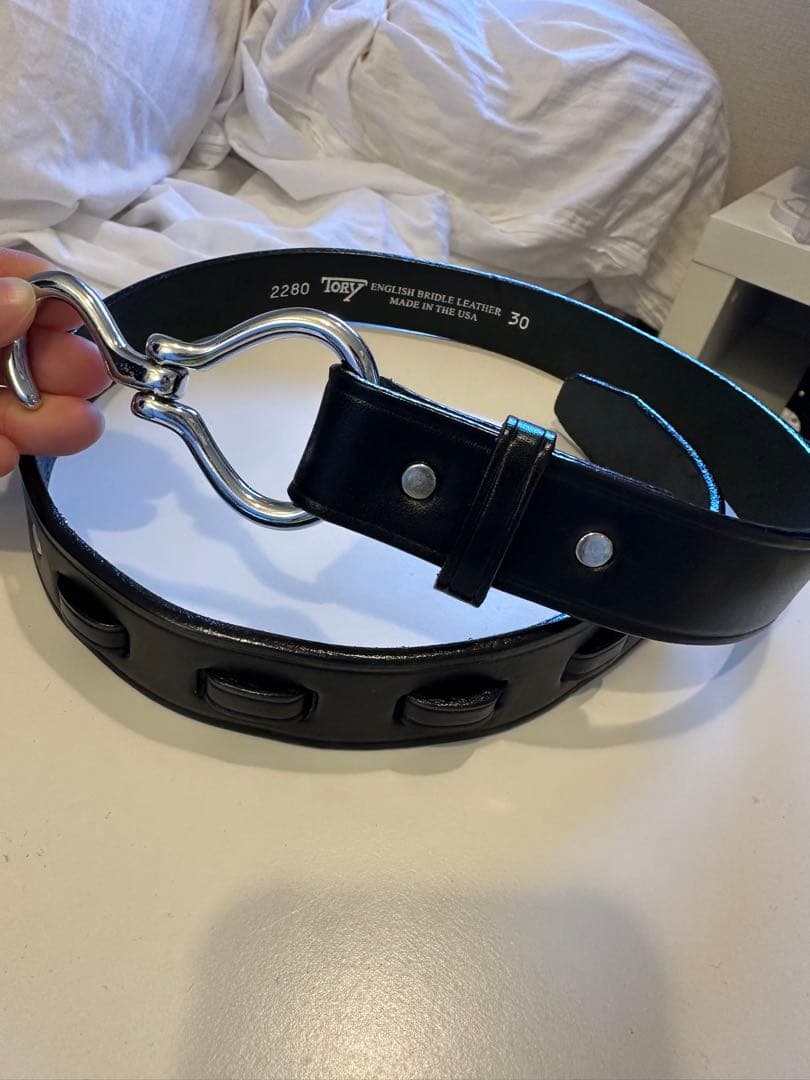 TORY LEATHER / トリーレザーベルト / 30 ブラック&シルバー