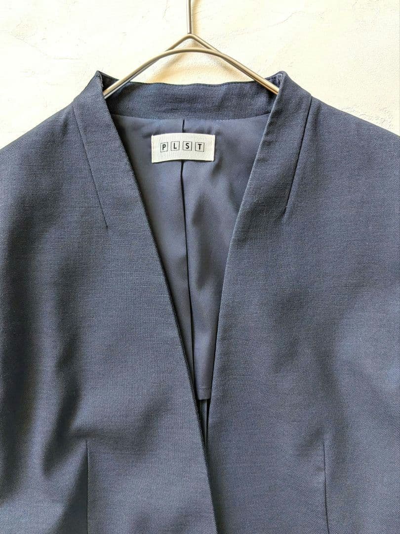 プラステ　パンツスーツ　ネイビー　ノーカラー　Ｓ/М　セットアップ