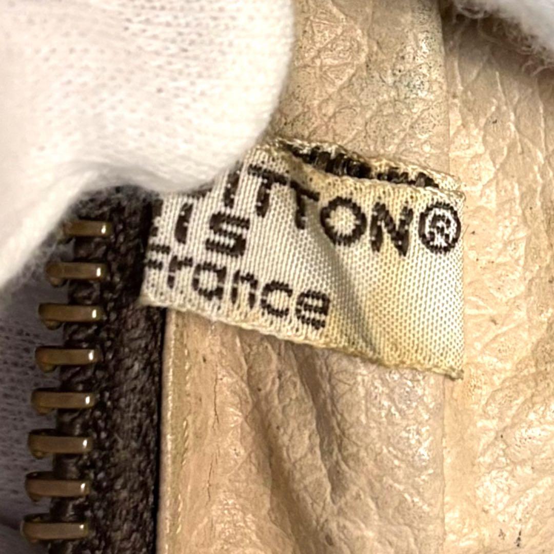 Louis Vuitton モノグラム トゥルーストワレット　クラッチバック