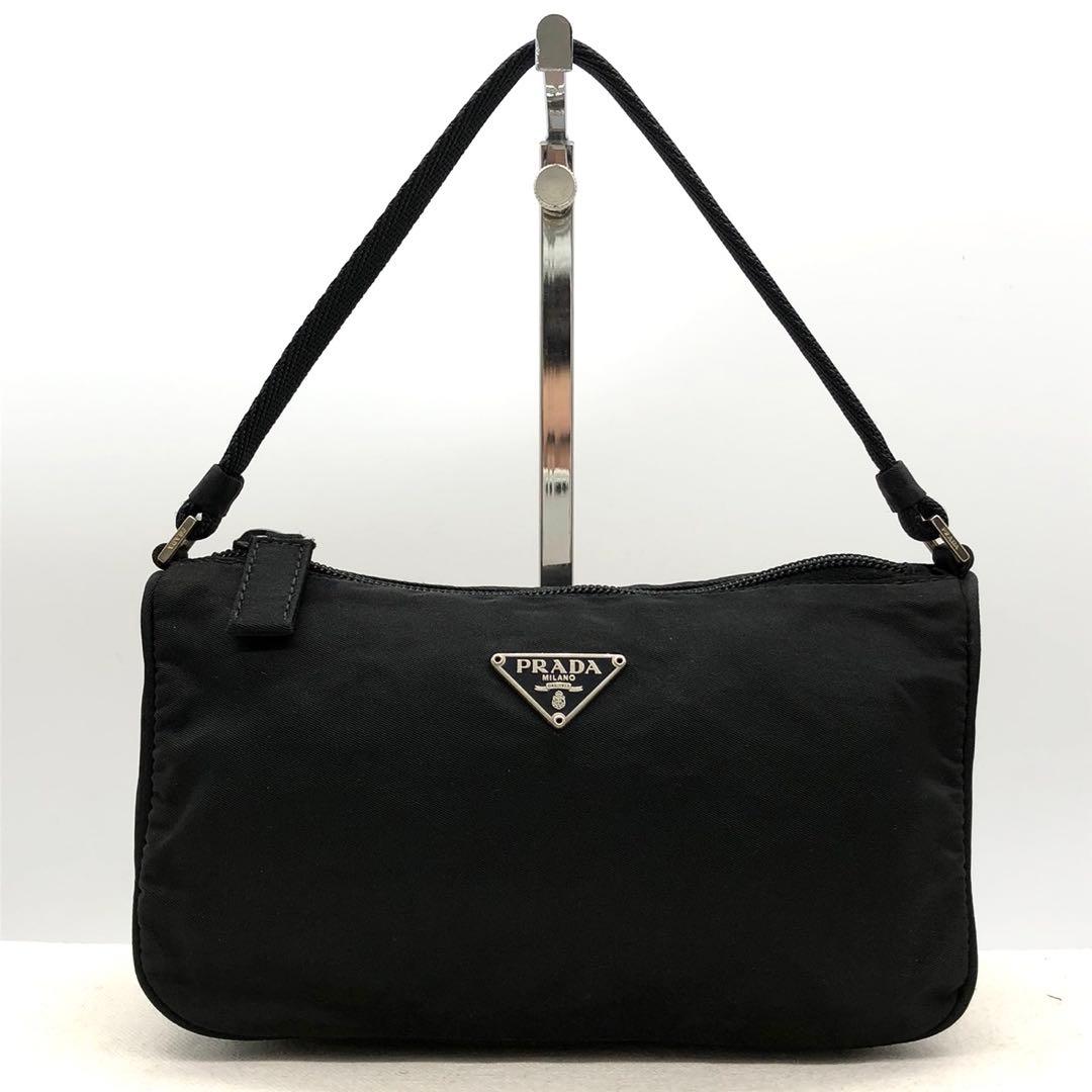 ✨美品✨プラダ アクセサリーポーチ 三角ロゴプレート テスートナイロン ブラック