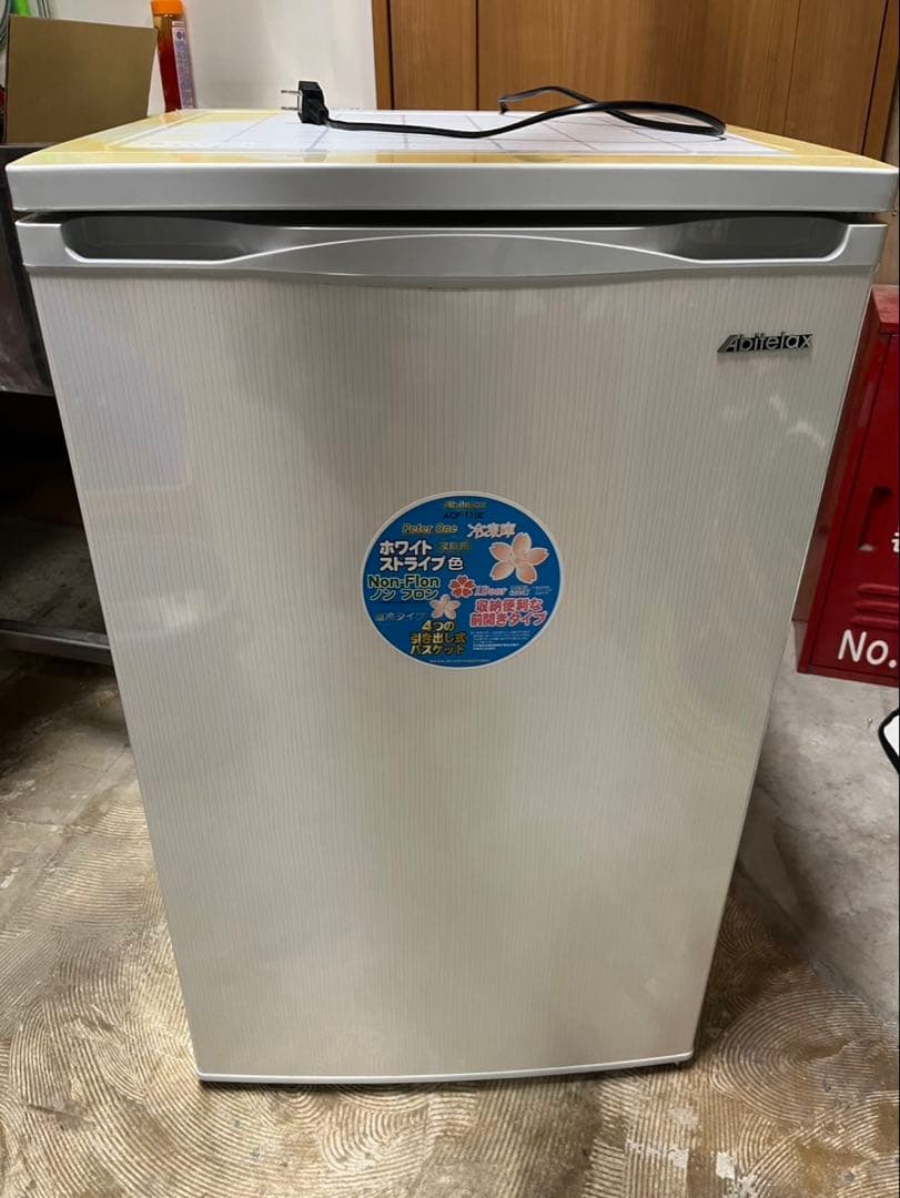 冷凍専用 冷凍庫 ホワイトストライプ 100L/1ドア/右開き/ACF-110E