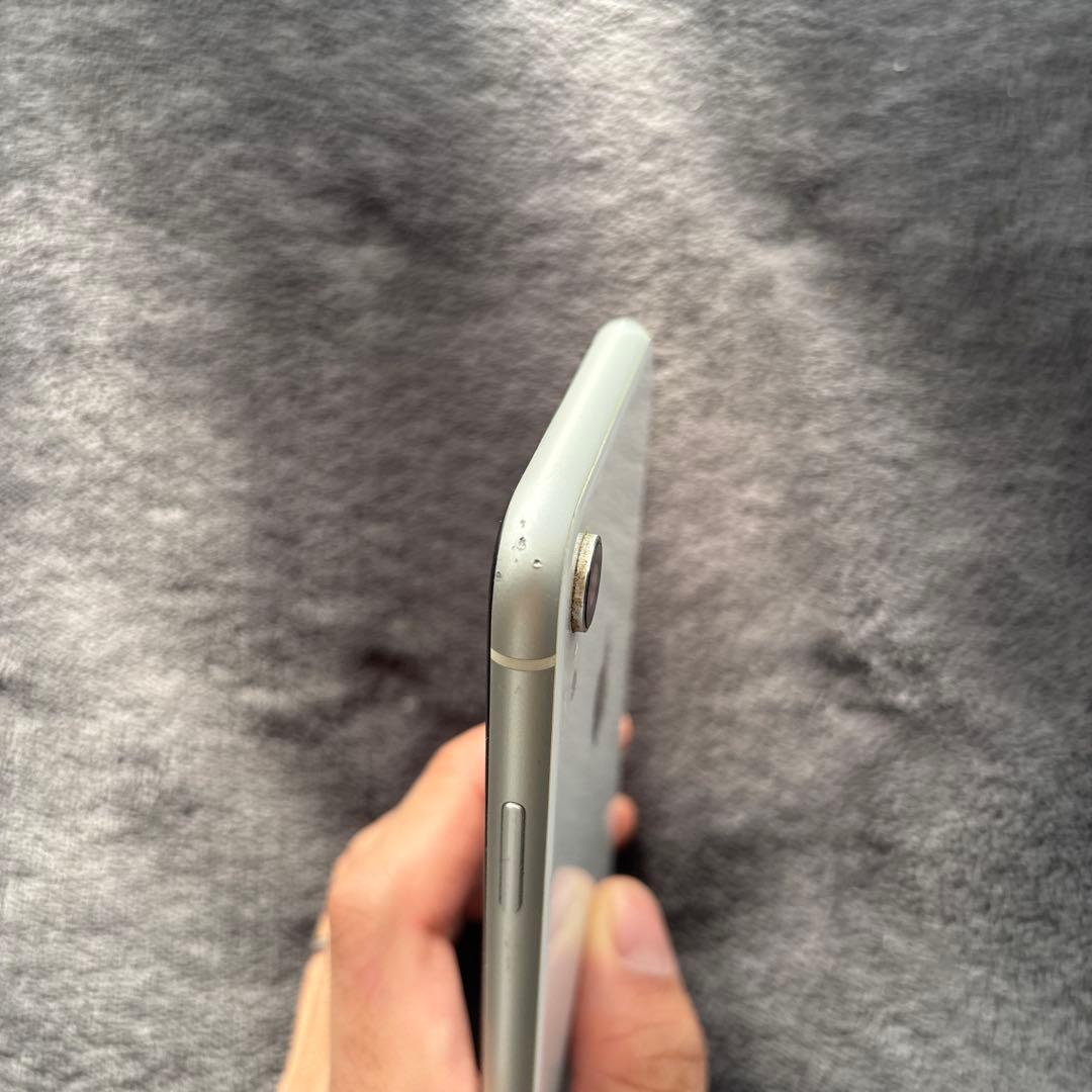 Apple iPhone XR ホワイト 64ギガ