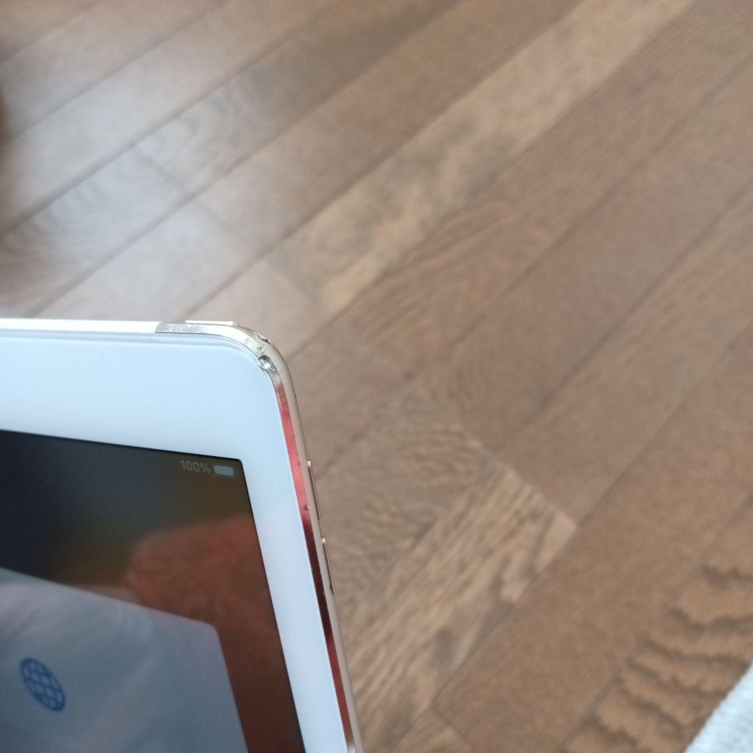 iPad Air 2（第2世代)Wi-Fi + Cellular 128GB