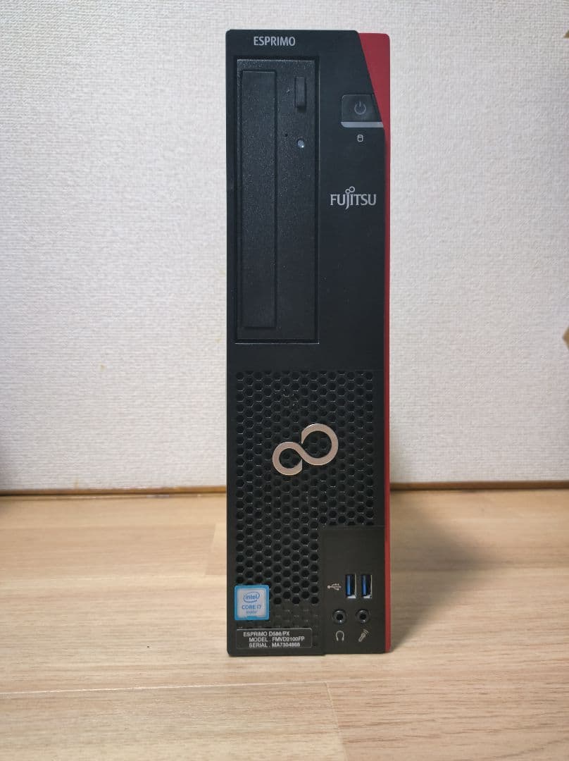 Windowsデスクトップ Fujitsu ESPRIMO PC i7 6th SSD win11