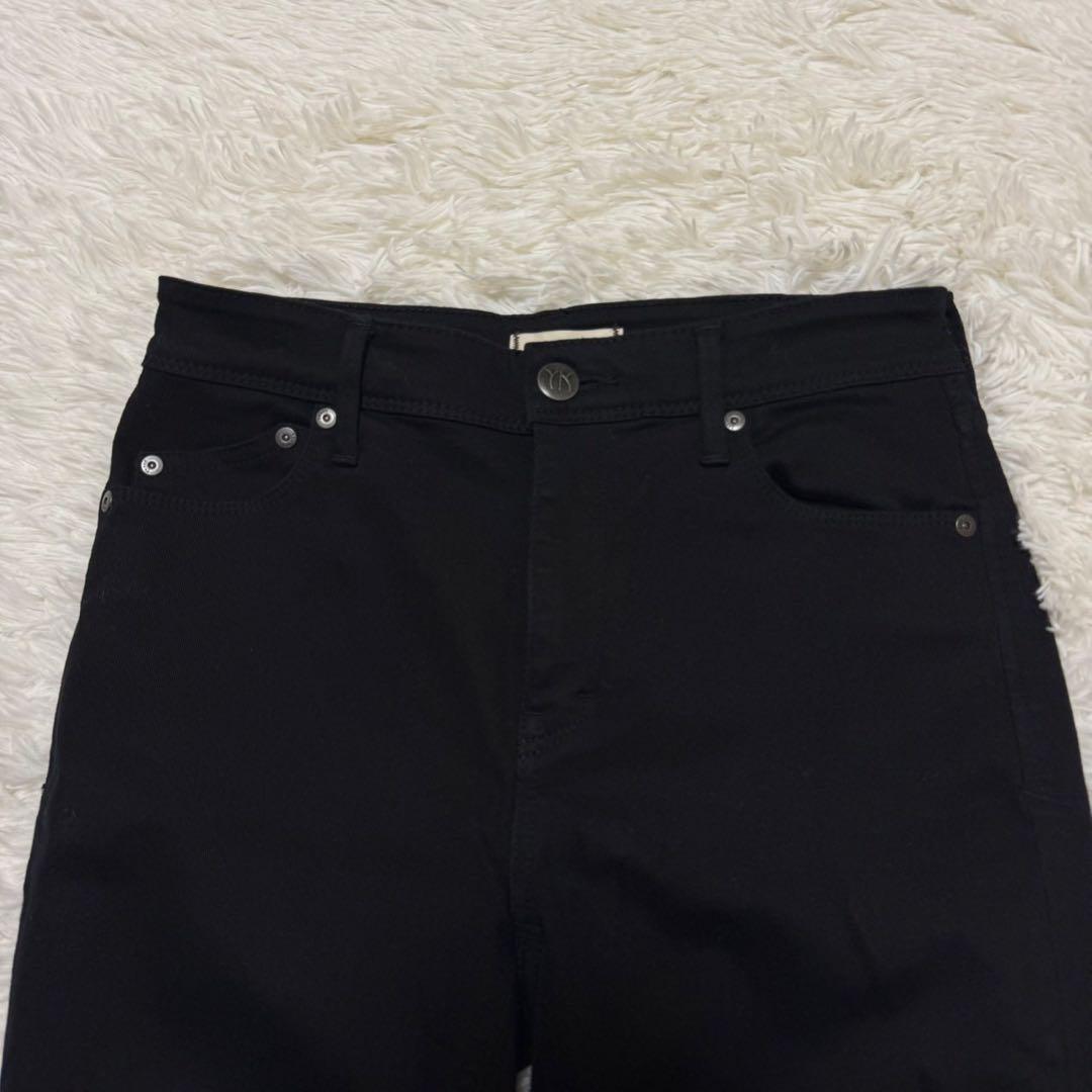 完売品/未使用級/L✨ヤヌーク スキニーデニム パトリシア 現行 完売サイズ 黒