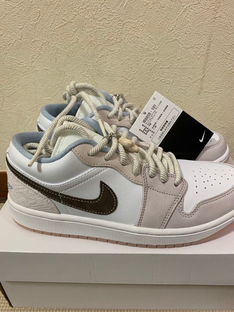 NIKE ナイキ Women's Air Jordan 1 Low