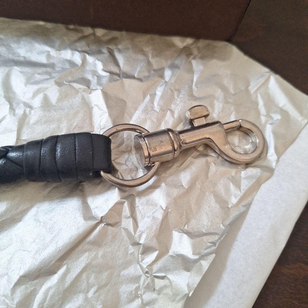 BOTTEGA VENETA 編み込みレザー キーホルダー