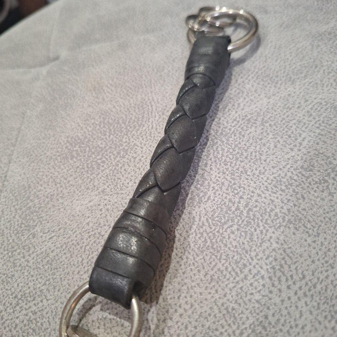 BOTTEGA VENETA 編み込みレザー キーホルダー