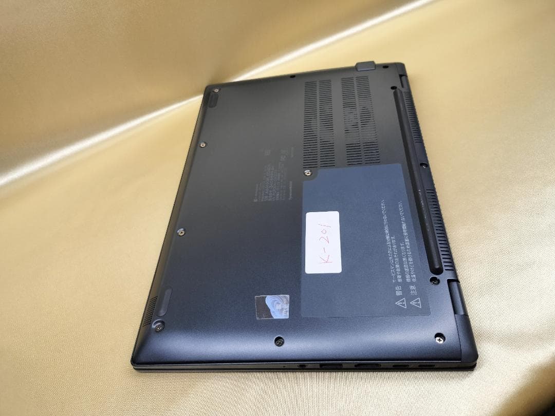 東芝　Dynabook G83/KW　高性能　2023年モデル(K-201)