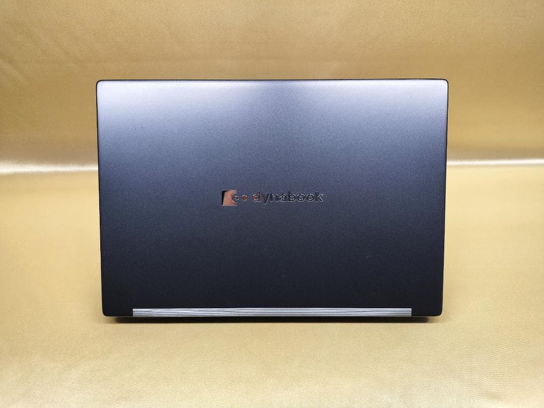 東芝　Dynabook G83/KW　高性能　2023年モデル(K-201)