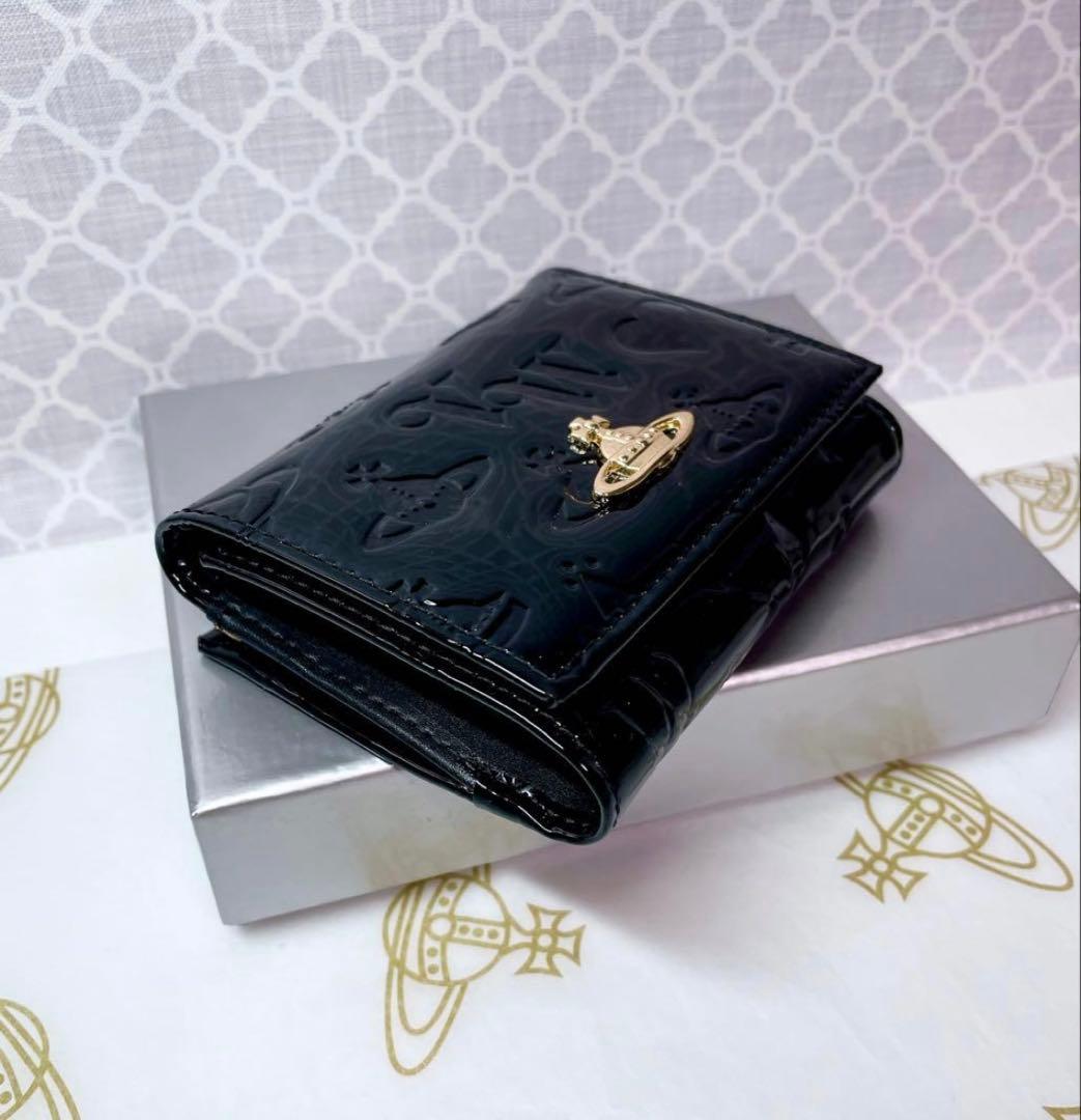 【大人気✨️ショッパー付】新品 Vivienne Westwood 黒エナメル