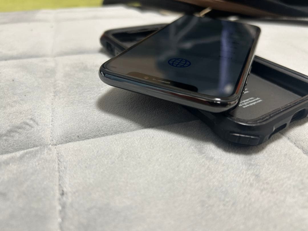 美品 北米版 iPhone X 256GB シャッター音なし SIMフリー