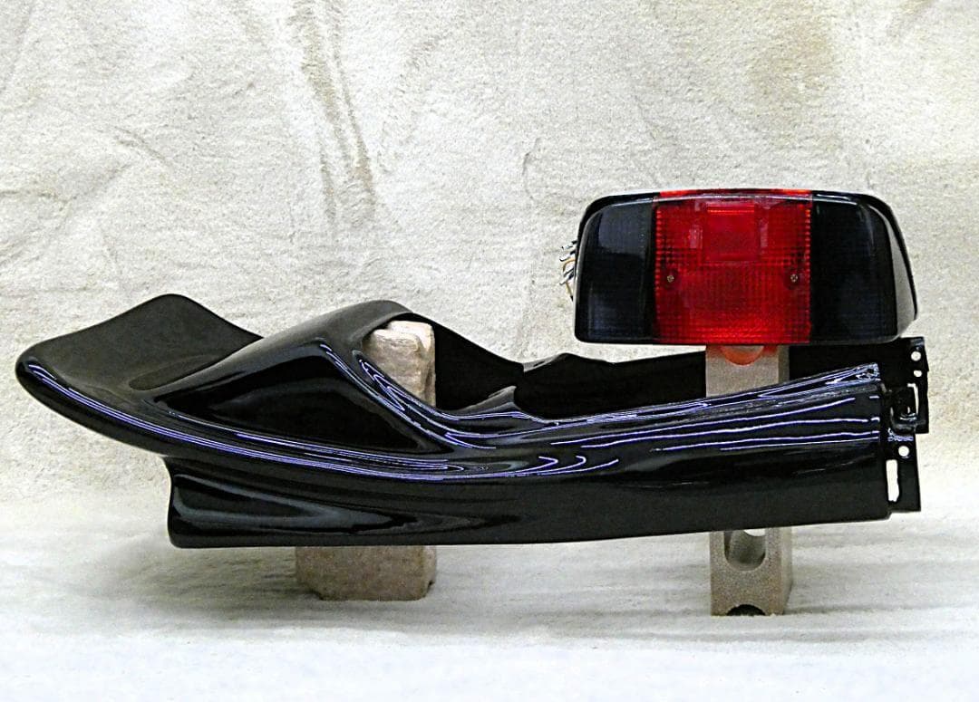 ジェイド250 CBX変身 テールカウル ブラック×テールランプ 黒赤