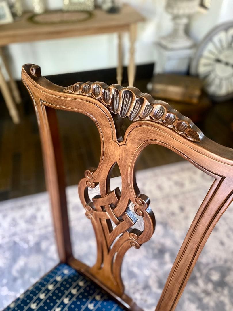 クラッシックダイニングチェア　ネイビー　①