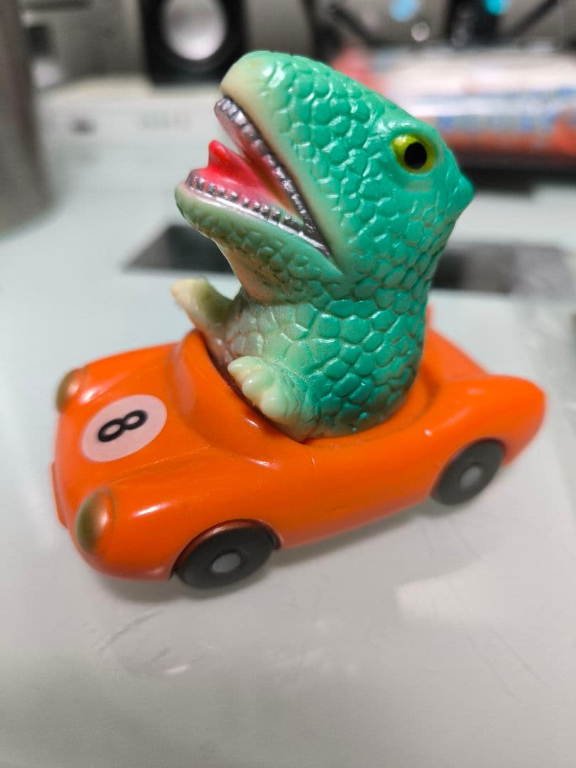 トイグラフ 怪獣レーサー ゴロザウルス ソフビ