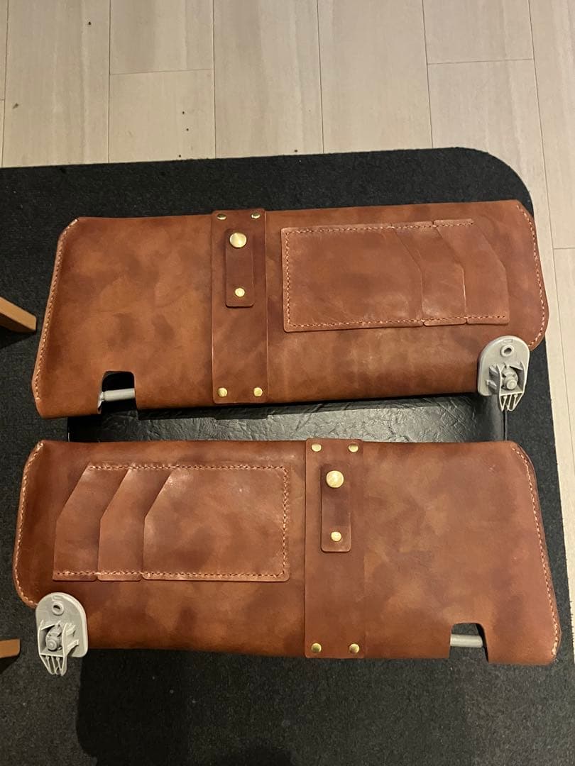 【なおこ】ジムニーJB64/JB74用サンバイザーレザーカバー