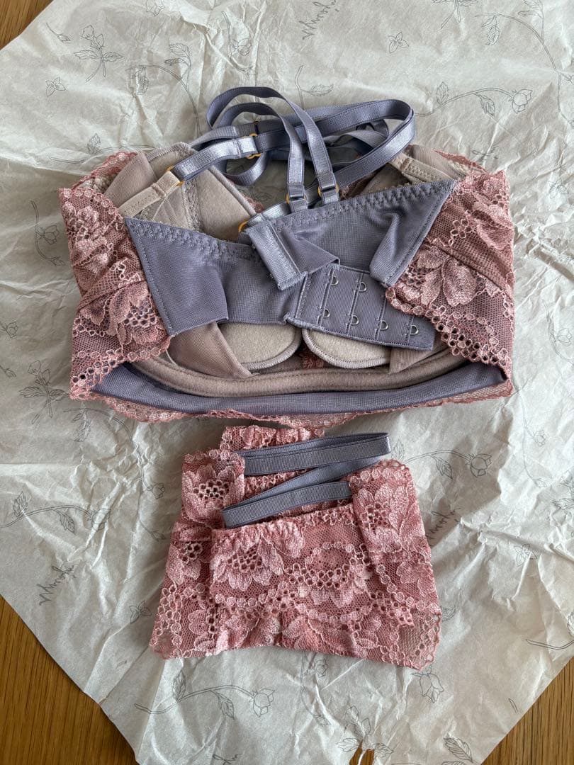 YVESJU ブラジャーショーツセット