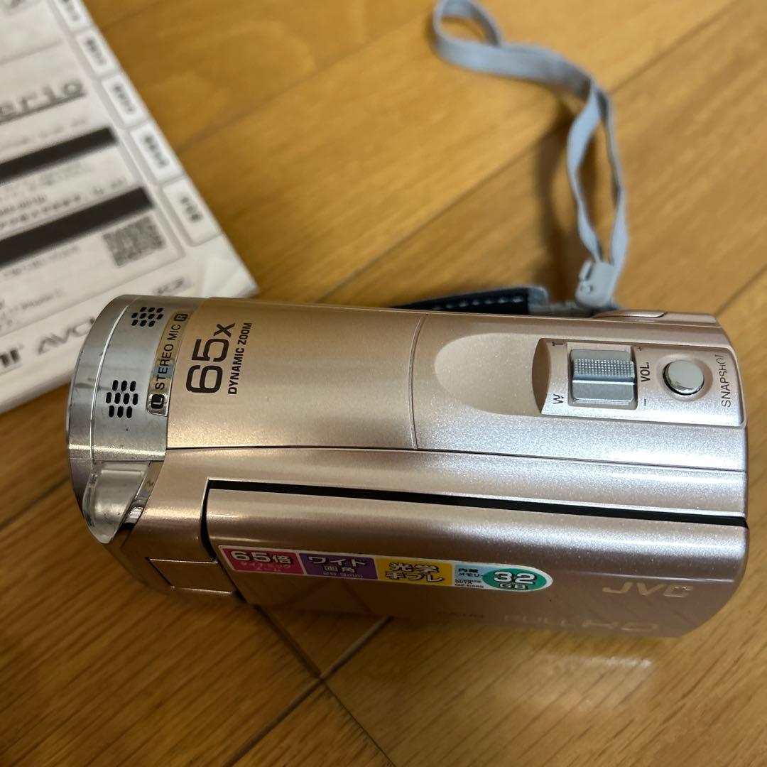 JVCビデオカメラ　エブリオGZ-E565
