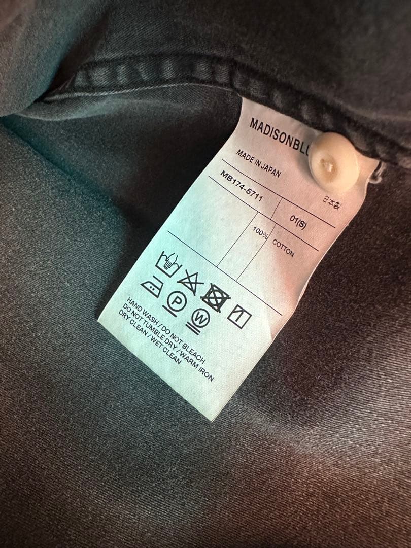 MADISONBLUE シャツ