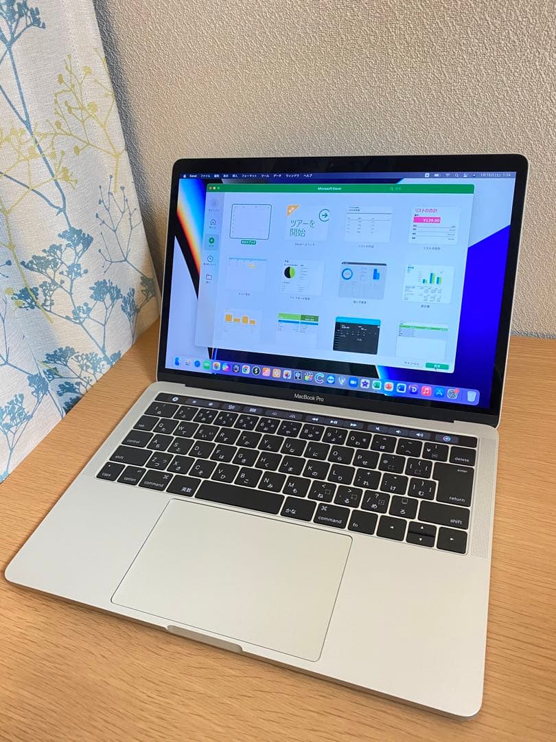 美品 MacBook Pro 16GB 指紋認証、タッチパネル /箱付き