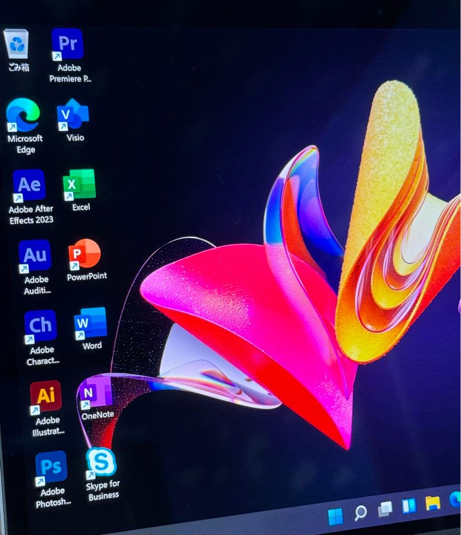 美品 MacBook Pro 16GB 指紋認証、タッチパネル /箱付き