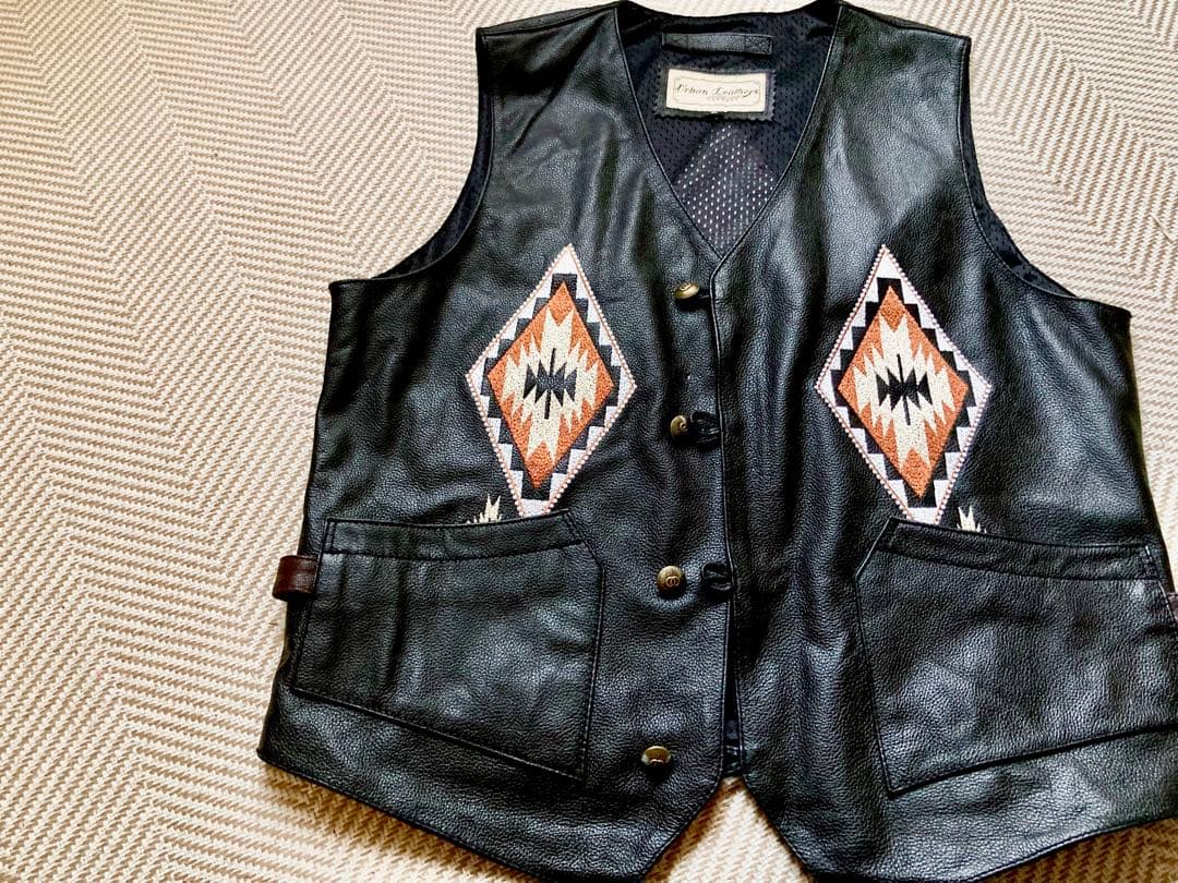 ワイルド オルテガ ナバホ 本革 レザー ベスト 黒 サイズXL 新品未使用