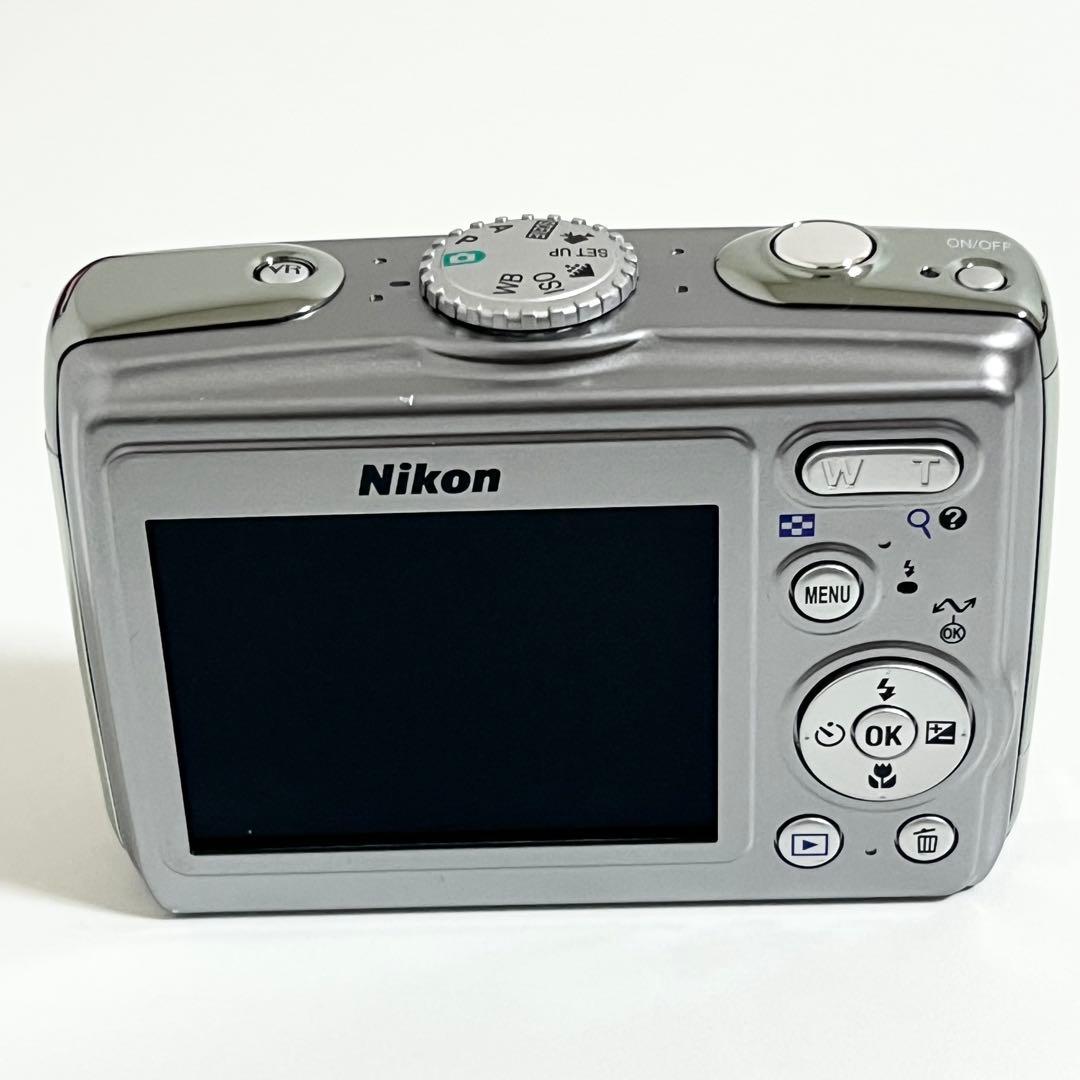 デジタルカメラ Nikon coolpix P4