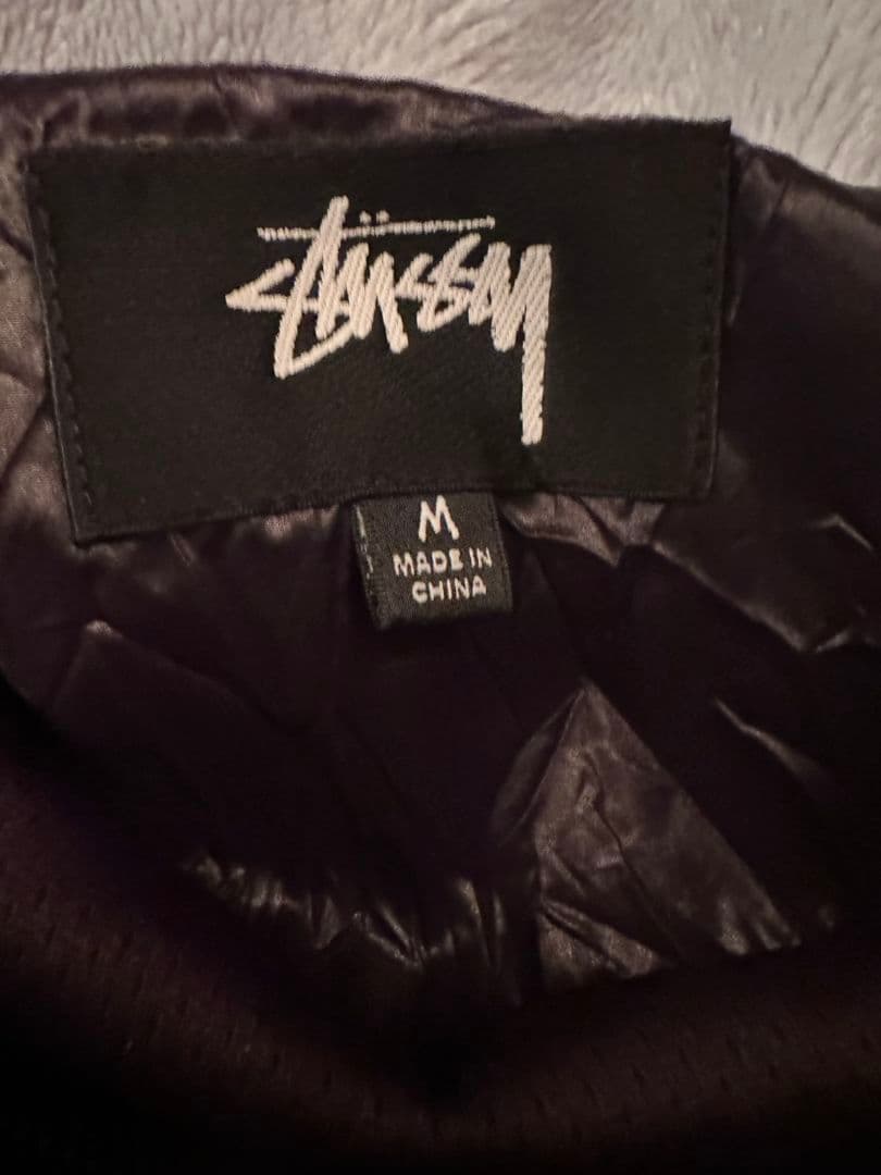 Stussy ブラック ナイロンジャケット M