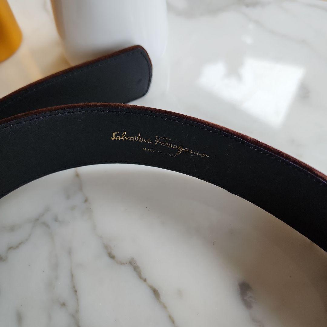 Salvatore FERRAGAMO スエード ベルト ゴールドバックル