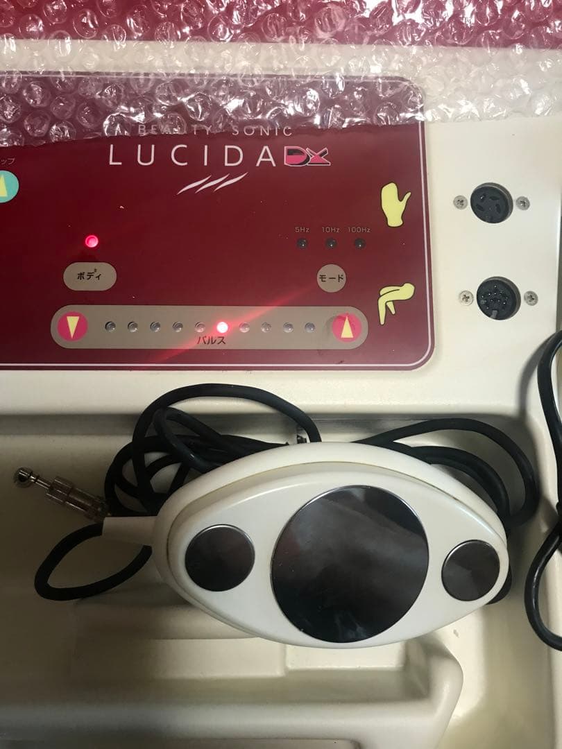 ほぼ未使用LUCIDA EMSフェイスケア ルシーダ デラックス 多機能