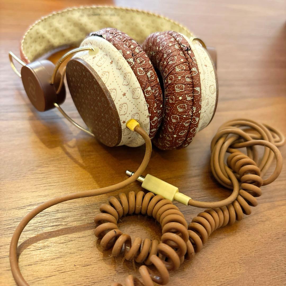 ハローキティ　ヘッドホン