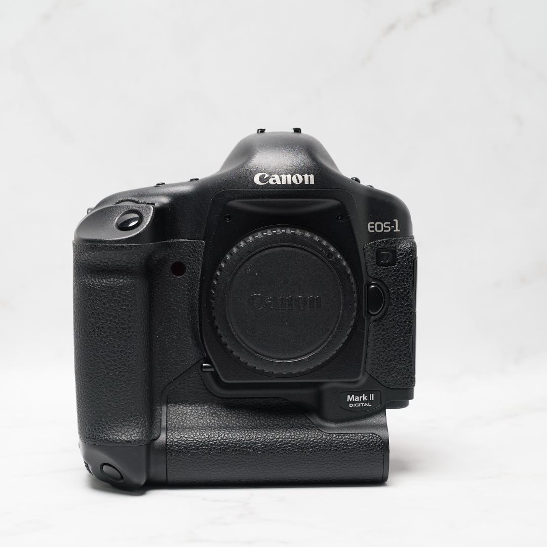 CANON EOS-1D Mark II DIGITAL バッテリーなし