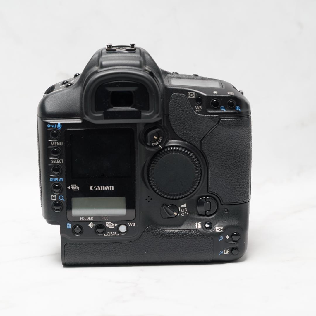 CANON EOS-1D Mark II DIGITAL バッテリーなし