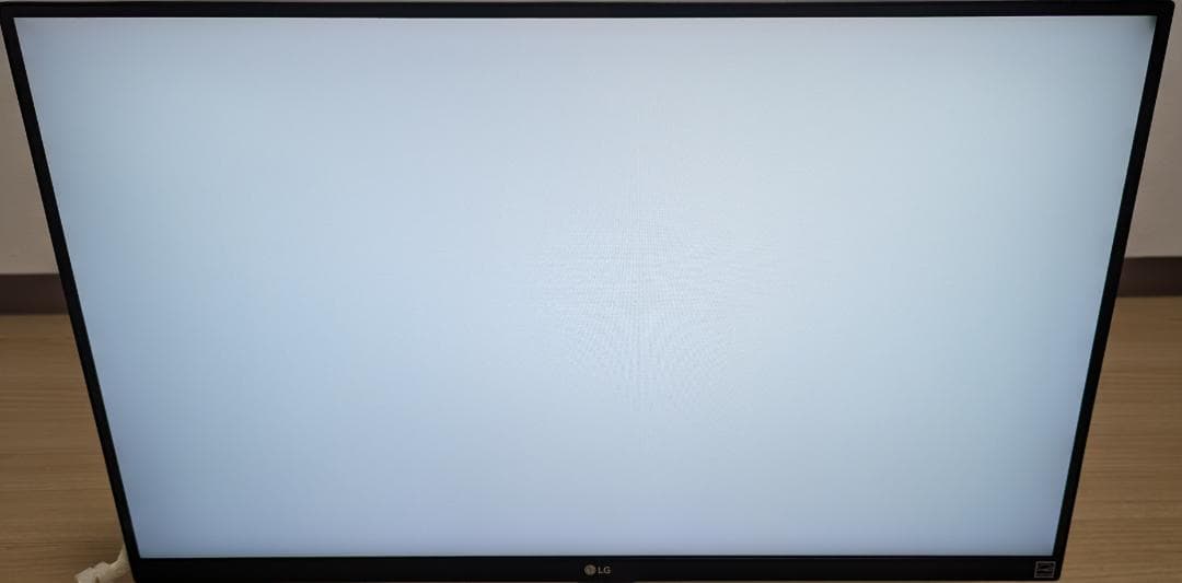 LG 27UL600-W 27インチ 4Kモニター