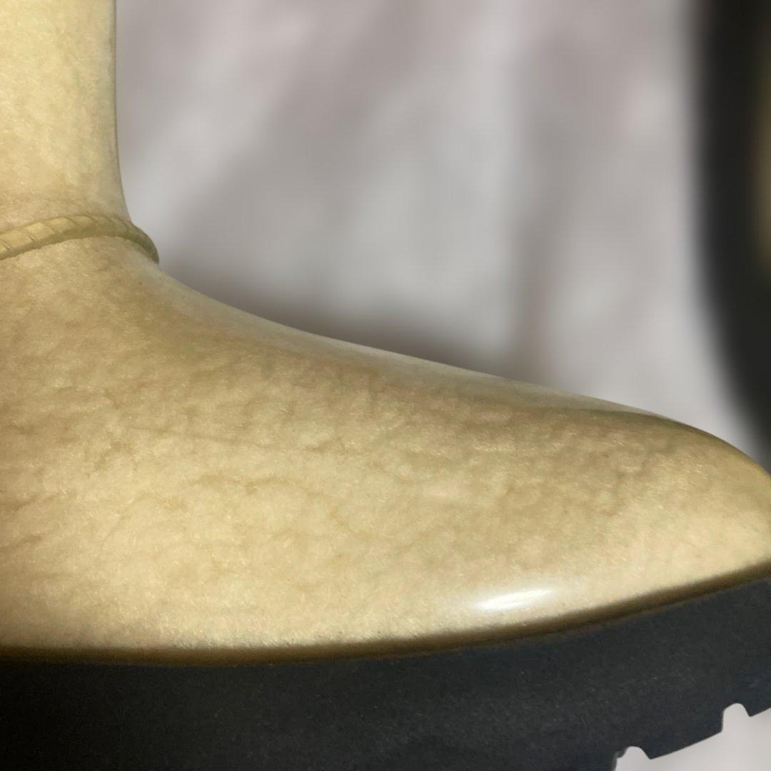 UGG クリーム色 ショートブーツ　レインブーツ