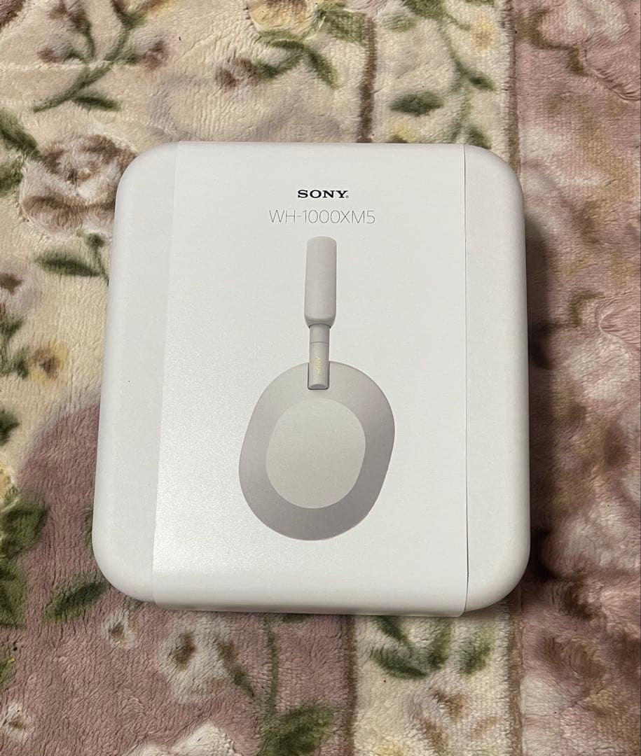 【新品未開封 】SONY WH-1000XM5 ヘッドホン (プラチナシルバー)